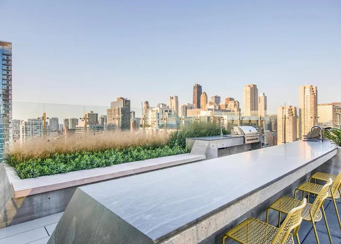 Apartment River North 1br W Gym Pool Roof Nr Riverwalk Chi-825 *